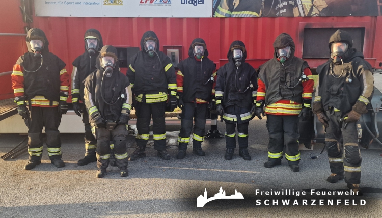 Brandcontainer zu Gast in Schwarzenfeld – Training für den Ernstfall